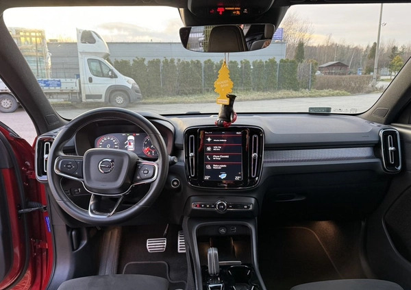 Volvo XC 40 cena 149900 przebieg: 68000, rok produkcji 2021 z Górowo Iławeckie małe 352